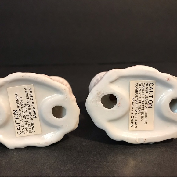 2 VINTAGE BLUE PRAYING ANGELS CANDLE STICK HOLDERS - Picture 3 of 11